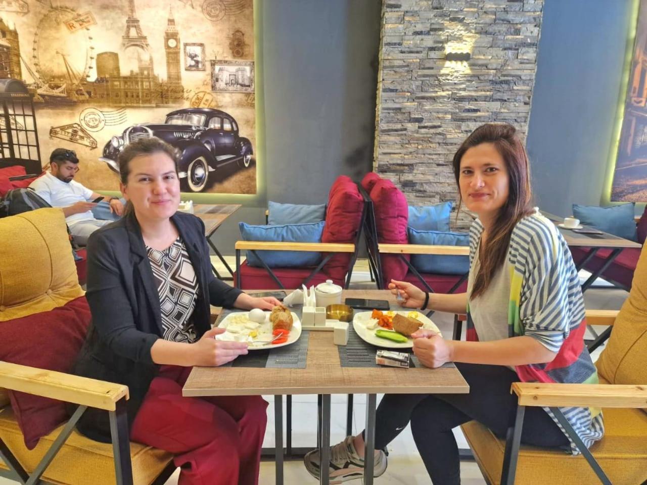 Ariva Center Hotel Xetai Baku Ngoại thất bức ảnh
